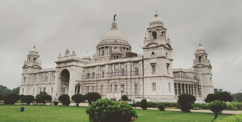 An image of an old white architecture resembling the history of museums in India