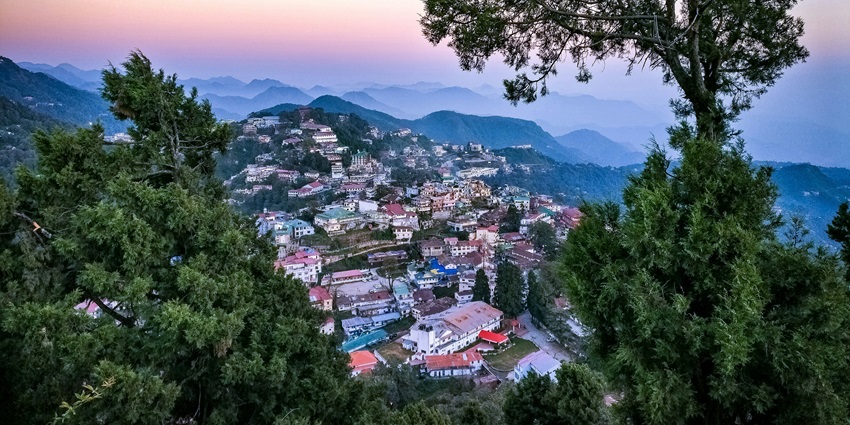An image of the Mussoorie landscape, one of the hill stations in India with airport.