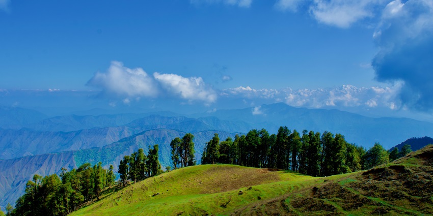 View of Nag Tibba is an easy weekend trek near Mussoorie, perfect for beginners.
