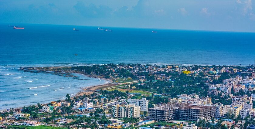 Nellore city guide takes you through the culture, historical landmarks and natural beauty.