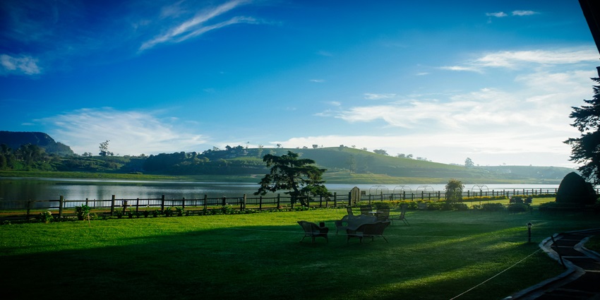 A view of the Nuwara Eliya town, a place to visit as mentioned in the Sir Lanka travel guide.