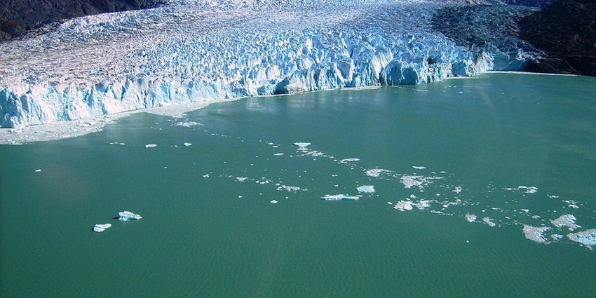 An image of one of the lakes in South America shimmering under the sunlight.
