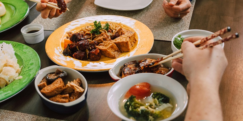 An image of delicious dishes similar to what is popular at the O'Reilly's Irish Pub