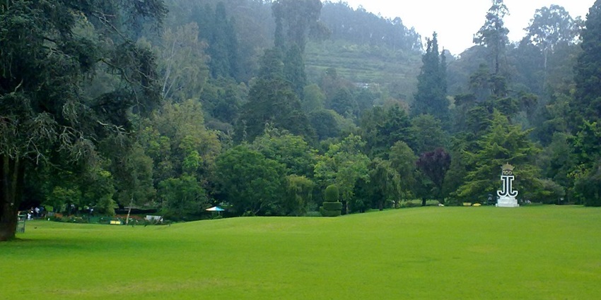 An Image of a beautiful botanical garden of Ooty, one of the good places to visit in September in India for couples.