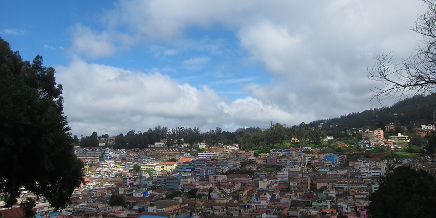 An Image of a beautiful botanical garden of Ooty, one of the good places to visit in December in India for couples.