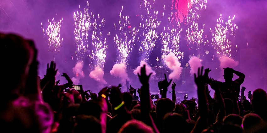 Live music at the Opium Beach Club is a great entertainment place for Spain nightlife.