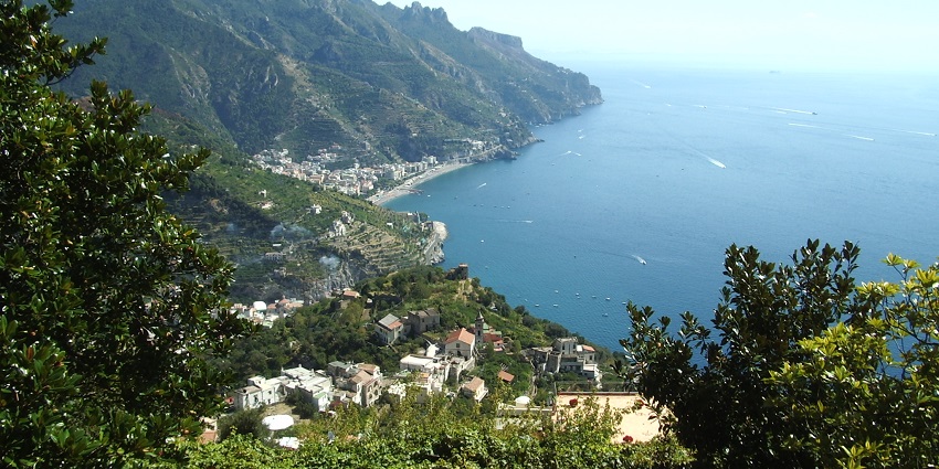 An amazing view of the coastline of Ravello with picturesque views and lush green covered mountain cliffs