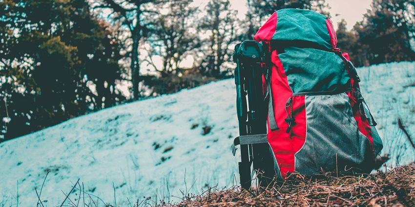 Image of bagpack amidst beautiful mountains in Himachal Pradesh for trekking