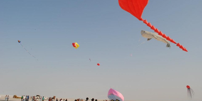 An image showing celebrations, highlighting preparations for Uttarayan the harvest festival of Gujarat.