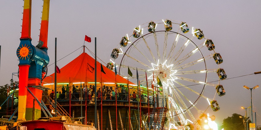 Uttar Pradesh is a land where vibrant fairs are held during harvest festivals.