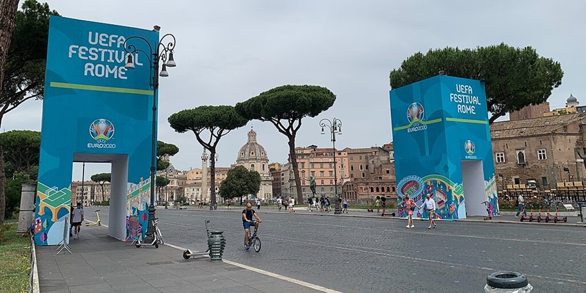 Choose to visit one of the cultural events as one of the best things to do in Italy in August.