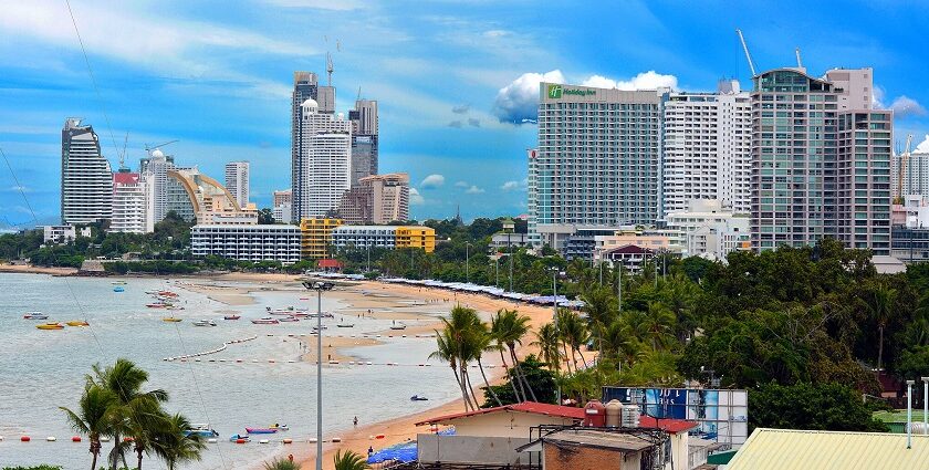 Pattaya city guide takes you through the beaches, resorts, shopping, and 24-hour clubs