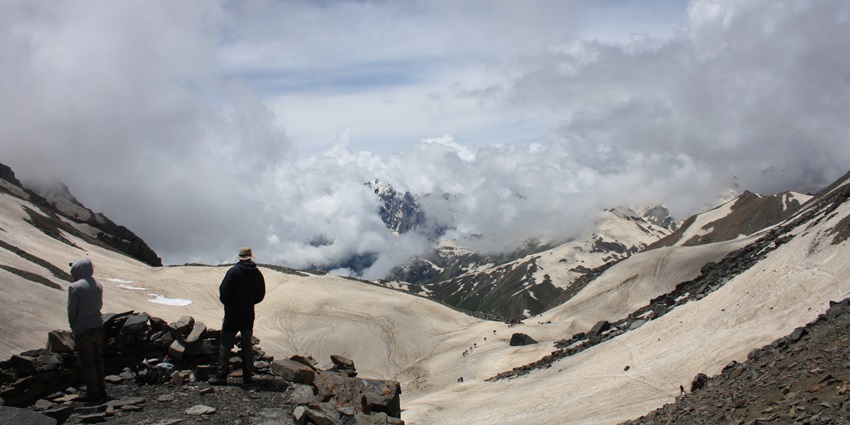An image of the Pin Bhaba Pass Trek in Himachal Pradesh, ideal for treks in India.