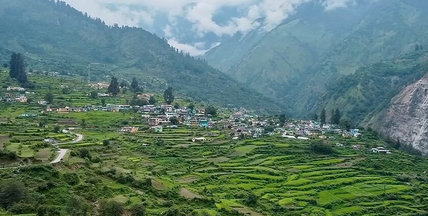 Scenic view of the Himalayan mountain range– places to visit near Rudrapur