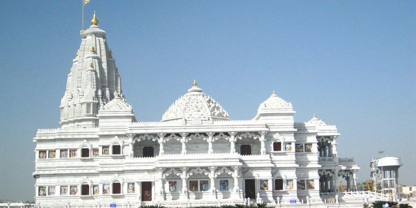 A picture of Prem Mandir Mathura, one of the most popular places to visit near Mathura.