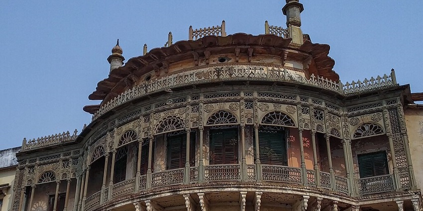 Step into history at the majestic Ramnagar Fort, overlooking the Ganges