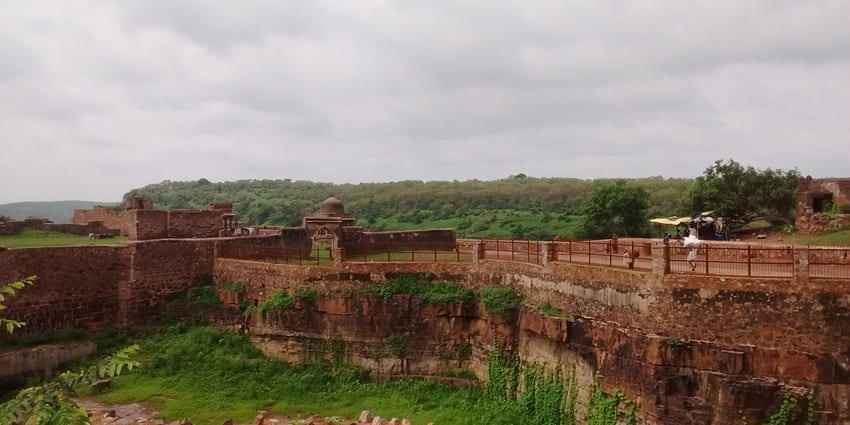 Ranthambore, offers tranquil and serene vibes - one of the ebay places to visit in north India