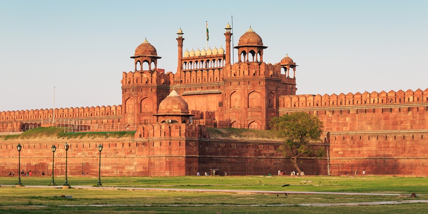 The picture of the beautiful Red Fort built from red sandstone is located in Delhi.