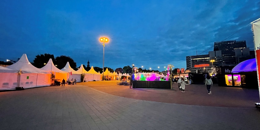 An image of a live music performance at the Reeperbahn Festival in Hamburg, Germany.