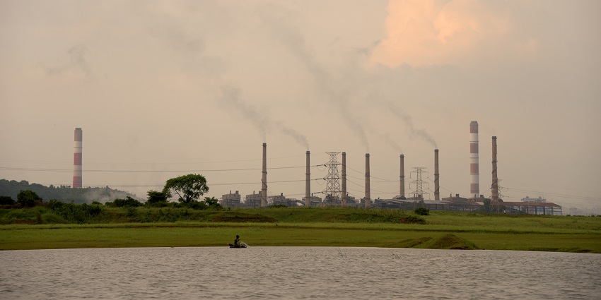 A picture of Rihand Dam, the structure that created the largest artificial lake in India.