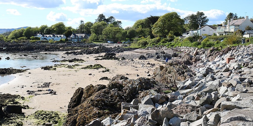Rockcliffe Beach is a charming coastal retreat with rock pools and scenic nature trails.