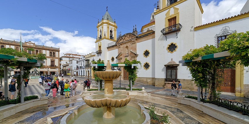 The Ultimate Romantic Getaway, a unique place to visit during Valentine’s Day in Spain