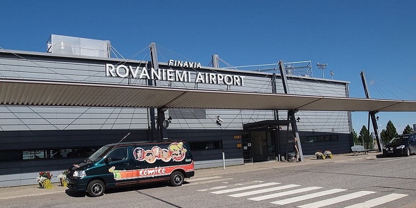 An image of the exterior of Rovaniemi Airport, one of the most famous airports in Finland