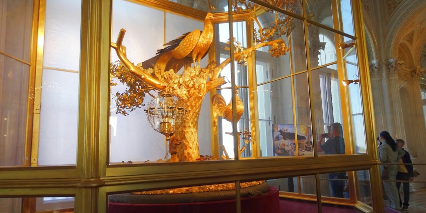The Peacock Clock at the museum is a stunning 18th-century automaton masterpiece