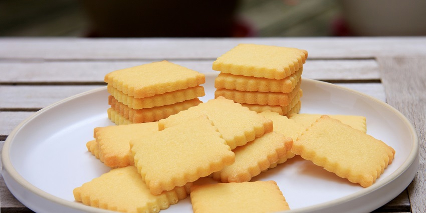Delight in Seepu Seedai,a savoury snack from Tamil Nadu, often prepared during festivals.