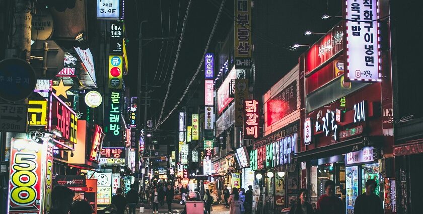 South Korean nightlife offers vibrant clubs, bars, and cultural experiences.