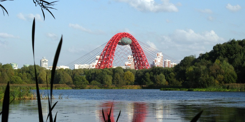 Serebryany with nature trails is among the best beaches in Moscow.