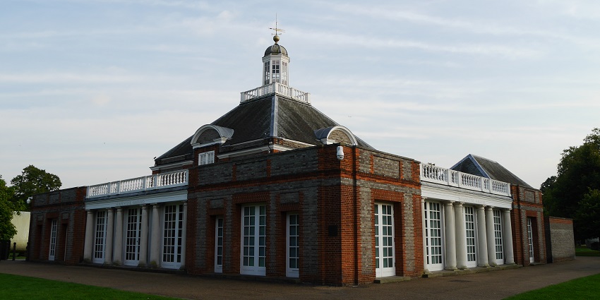 An Image of the Serpentine Art Gallery, a must-visit of the art galleries in London.