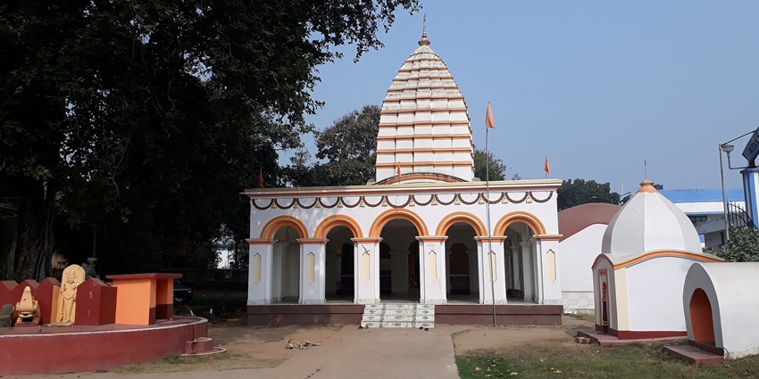 Shiva Sati Murti Temple is a sacred site symbolising divine love, a special place to visit.