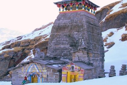 Discover the divine beauty and spiritual serenity at Tungnath, one of the must-visit Shiva temples in Uttarakhand