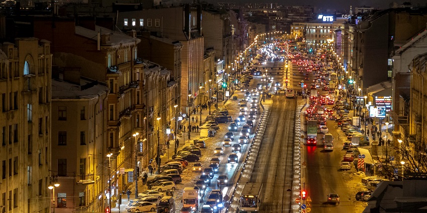Enjoy Russian New Year at vibrant St. Petersburg’s night markets