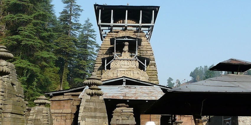 Chant the mantra at this divine place to visit in Haridwar.