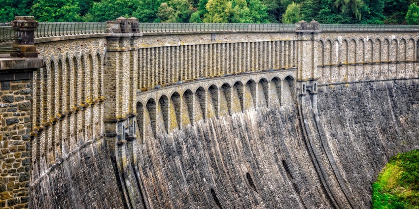 An image resembling the Sileru Dam barrier, a tourist attraction near the Sileru Waterfalls.