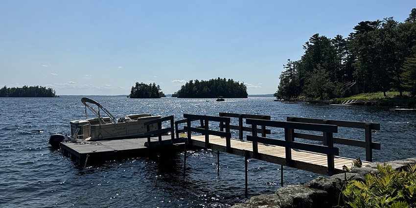 Sunlight reflecting on the lake’s surface gives it a glittery effect, as seen from the shores