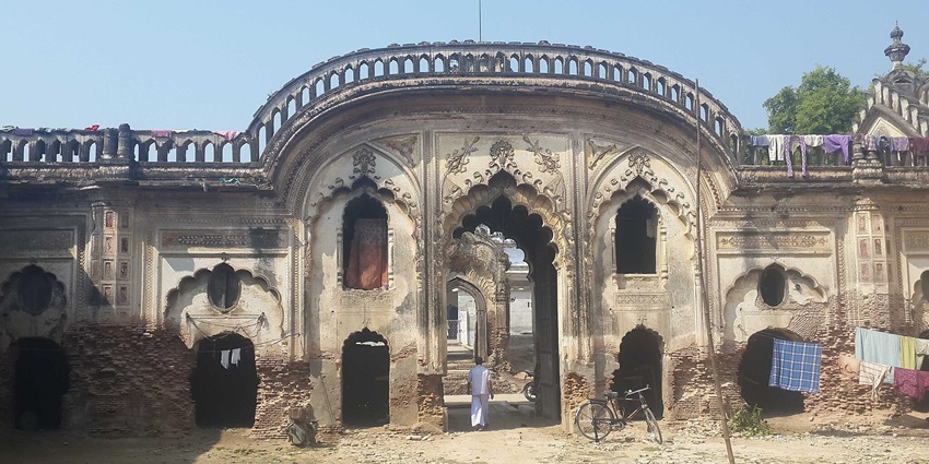 Ancient fort with picturesque surroundings and historical importance.