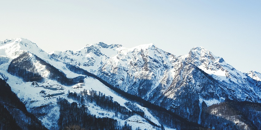 Skiing adventure combined with festive celebrations in the Sochi mountains