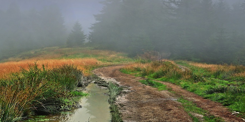 An image of a place similar to the Skierffe, a popular destination near Sarek National Park.