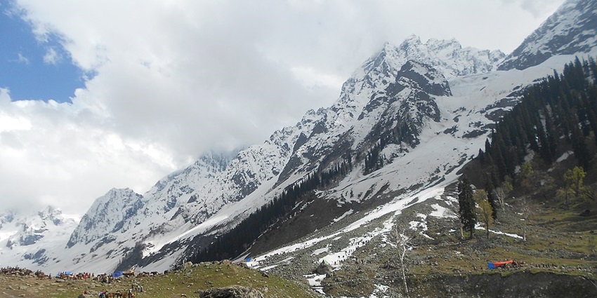 Tourist vehicles parked at Thajiwas Glacier near Sonamarg in Jammu and Kashmir