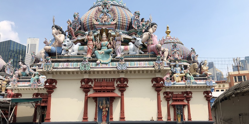 Discover peace and blessings at Sri Badrakaliamman Temple during its vibrant festivals.