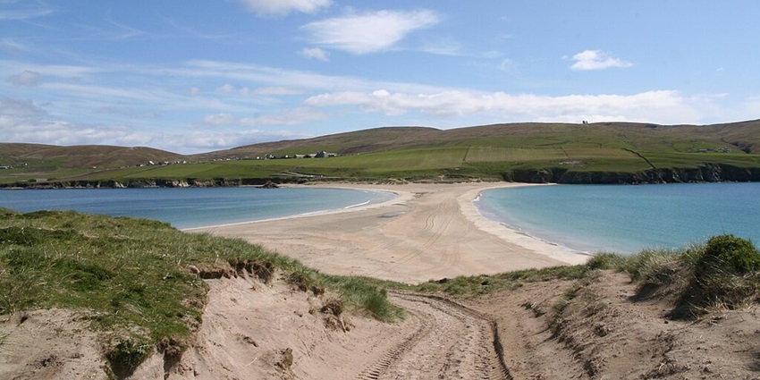 St Ninian’s is among the famous beaches in Scotland with a unique sand tombolo.