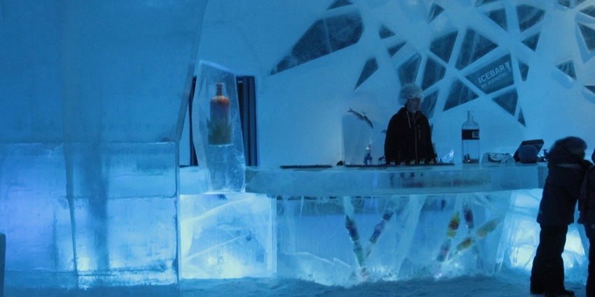 An image of the Icehotel in Jukkasjärvi, a unique thing to see in Sweden