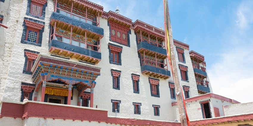 An image showing Stok Palace in Ladakh, the best place near highest trekking peak in India