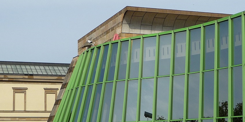 An image showing the Neue Staatsgalerie Stuttgart, a place near the Mercedes-Benz Museum.