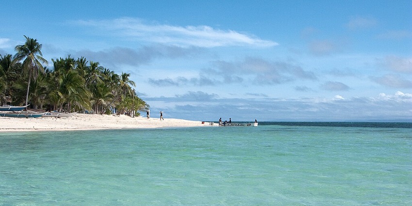 Sumilon is among the finest beaches near Cebu featuring sandbars and rich marine biodiversity.
