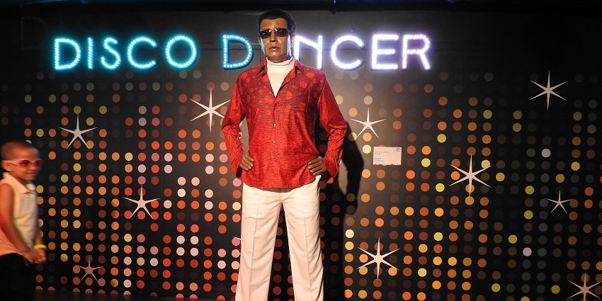 Image of a wax dummy of actor Jackie Chan at a wax museum similar to Sunil's Celebrity Wax Museum.