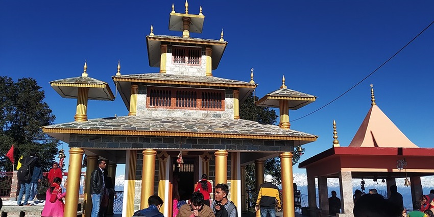 Trek to stunning views and one of the spiritually inspiring places to visit in Uttarakhand